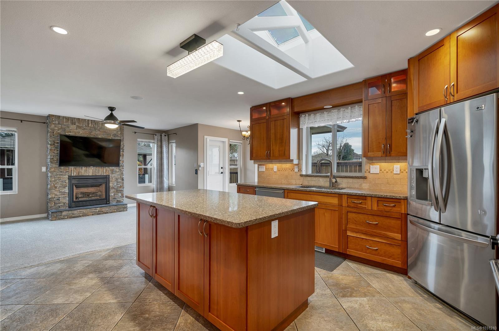 Additional image 3 of 3413 Worthing Place, Campbell River, BC, V9W 8G2