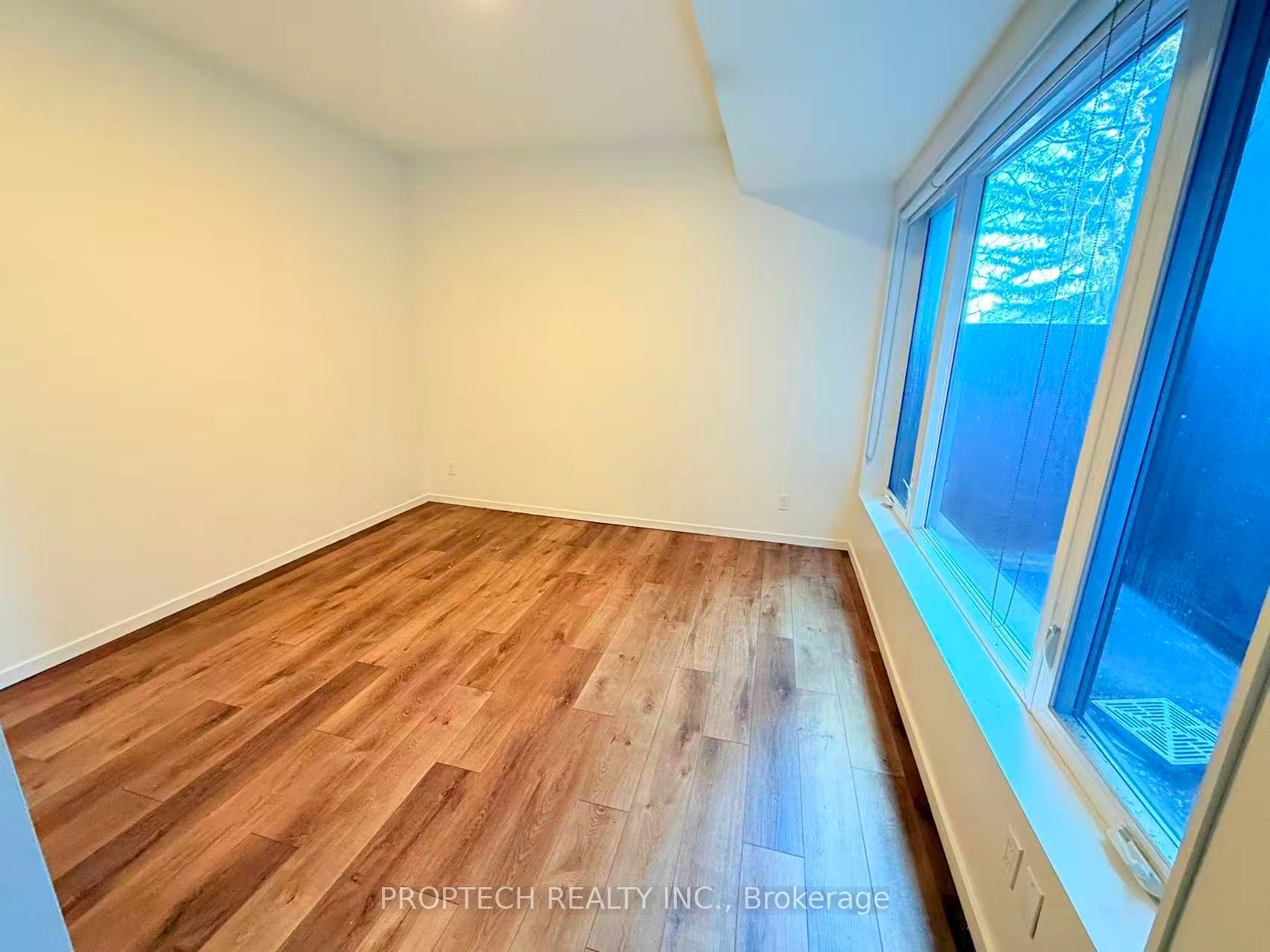 Additional image 3 of 206-377 Broadview Avenue, Toronto, ON, M4K 2M7