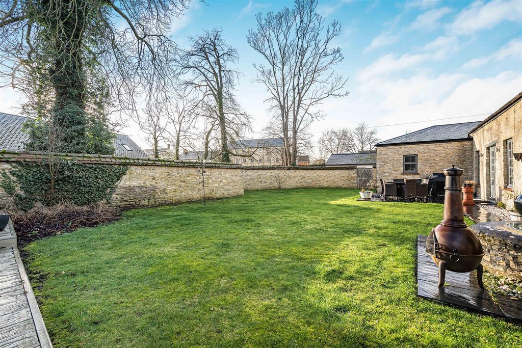 Additional image 23 of 4 bed property for saleQueens Avenue, Bicester OX26