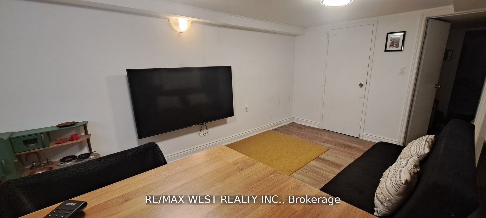 Additional image 6 of Bsmt-237 Vaughan Road, Toronto, ON, M6C 2M8