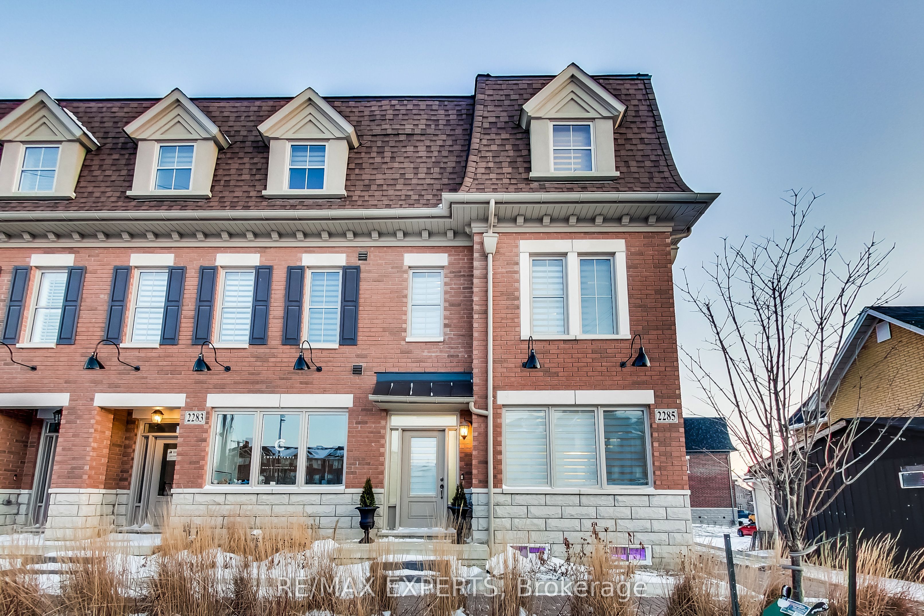 1-2285 Major Mackenzie Drive W, Vaughan, ON, L6A 5A8