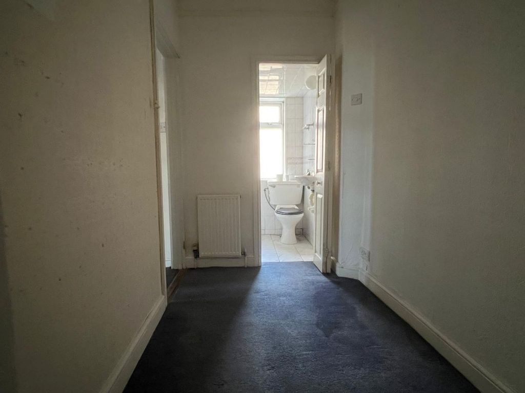Additional image 8 of 2 bed flat for saleFlat 2, Instow House Marine Parade, Instow, Bideford, Devon EX39