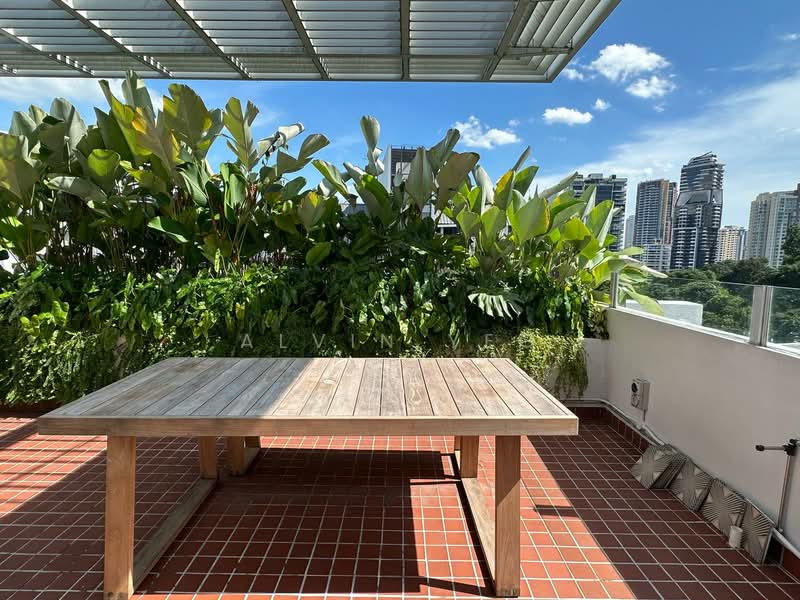 8 Balmoral Crescent