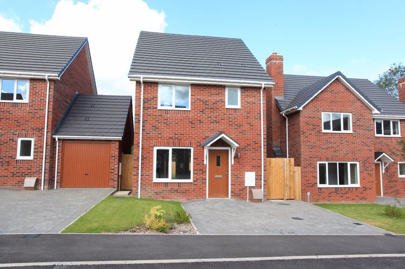 3 bed detached house for saleCoalport Road, Broseley TF12