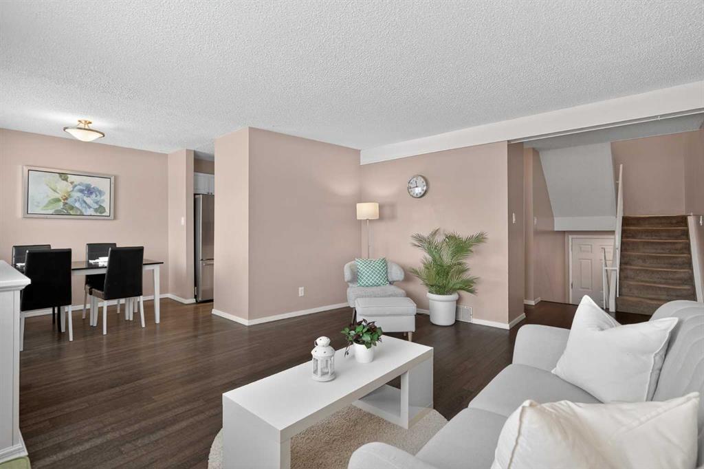 Additional image 3 of 10304 Braeside Drive SW, Calgary, AB, T2W 1B4
