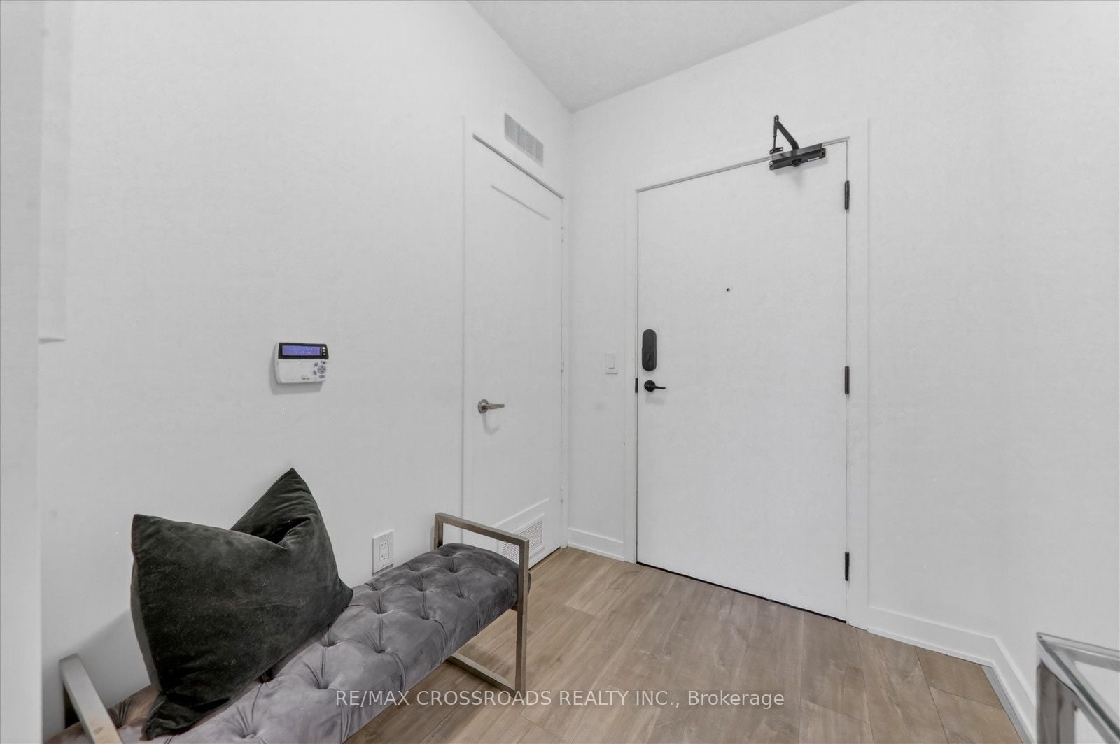 Additional image 4 of 406-70 Princess Street, Toronto, ON, M5A 0X6