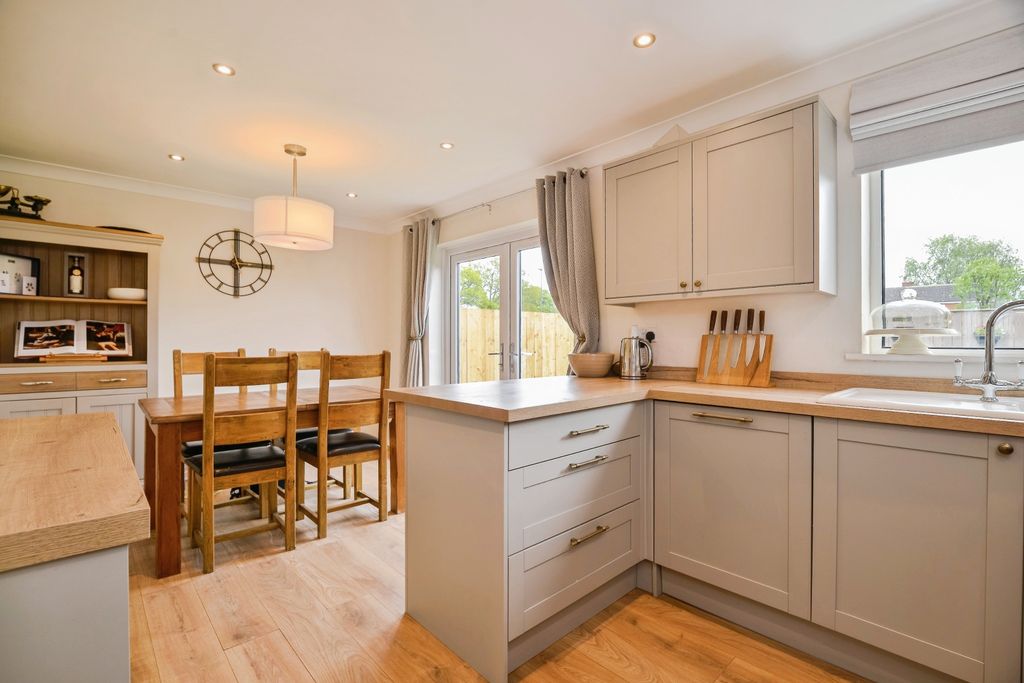 Additional image 6 of 3 bed semi-detached house for saleOak Tree Close, Bedale DL8