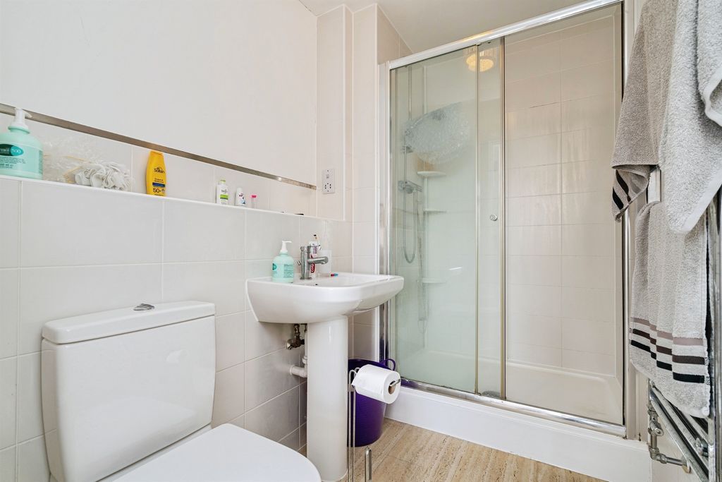 Additional image 12 of 2 bed flat for salePirnhow Street, Ditchingham, Bungay NR35
