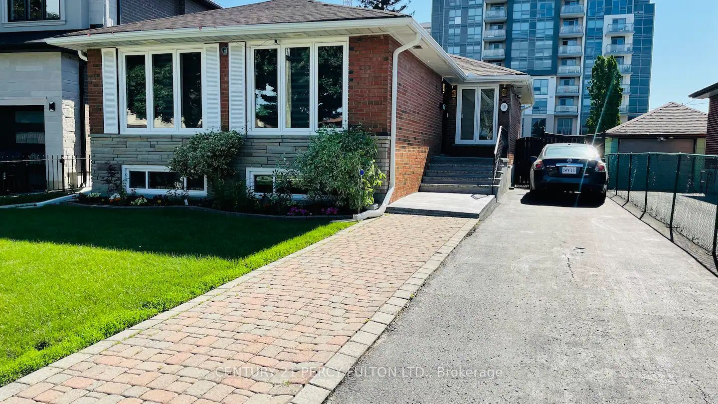 10 Clementine Square, Toronto, ON, M1G 2V7