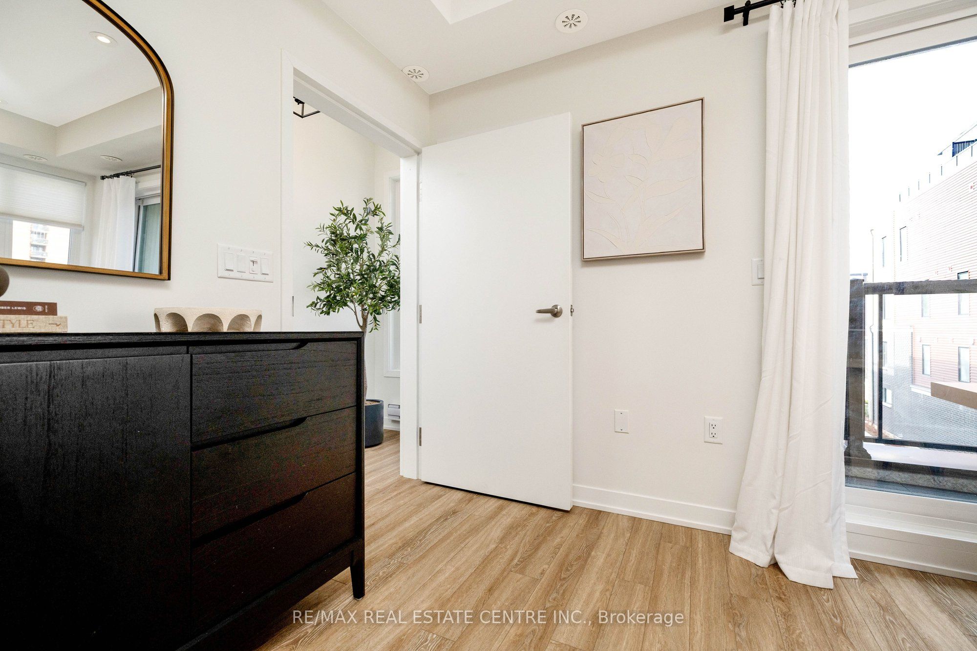 Additional image 5 of 18-3409 Ridgeway Drive, Mississauga, ON, L5L 0B9