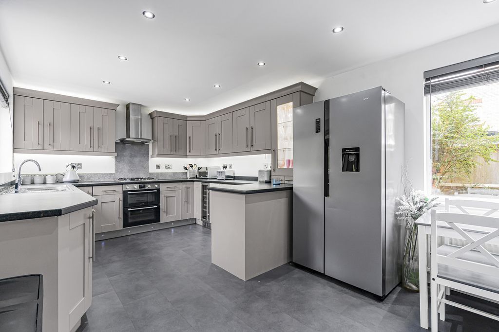 Additional image 15 of 4 bed detached house for saleMullein Road, Bicester OX26