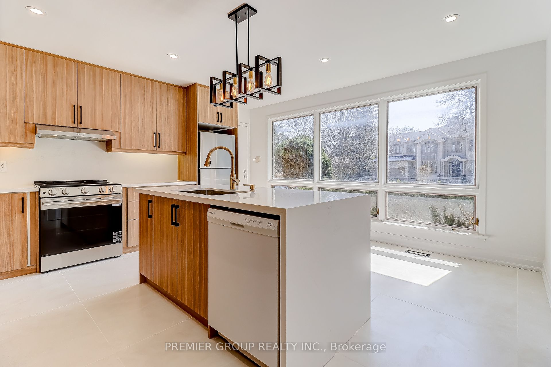 Additional image 6 of 83 Larkfield Drive, Toronto, ON, M3B 2H5