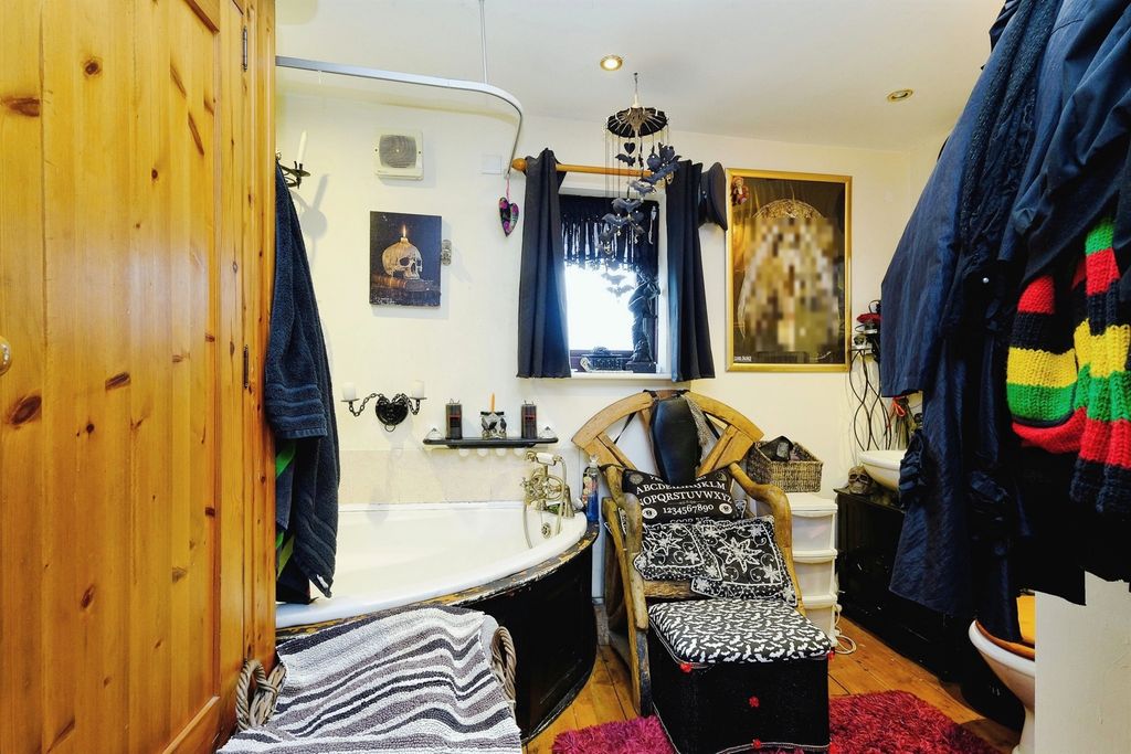 Additional image 11 of 4 bed semi-detached house for salePoorscript Gardens, Grosmont, Abergavenny NP7