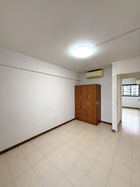 341 Hougang Avenue 7 photo 2