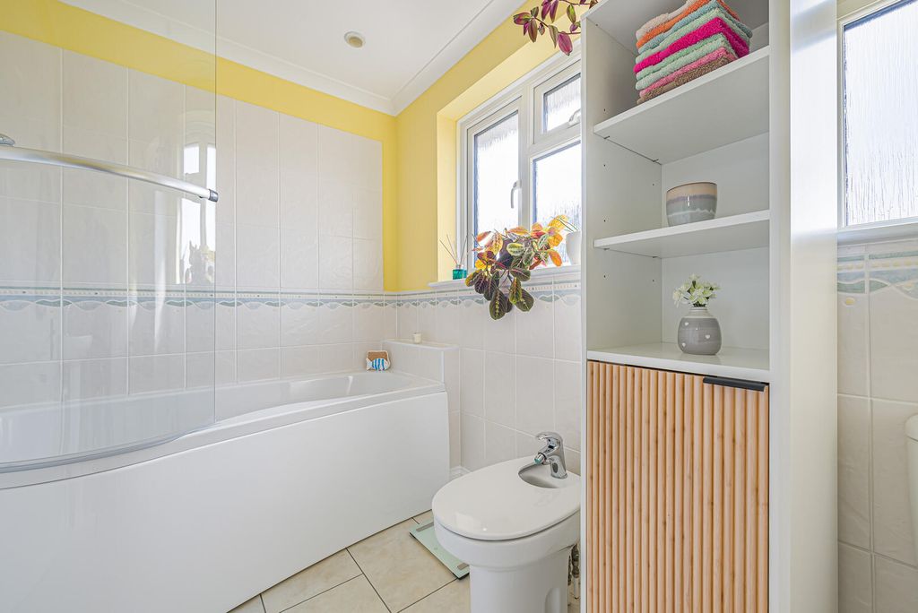 Additional image 16 of 4 bed semi-detached house for saleCold Blow Crescent, Bexley DA5