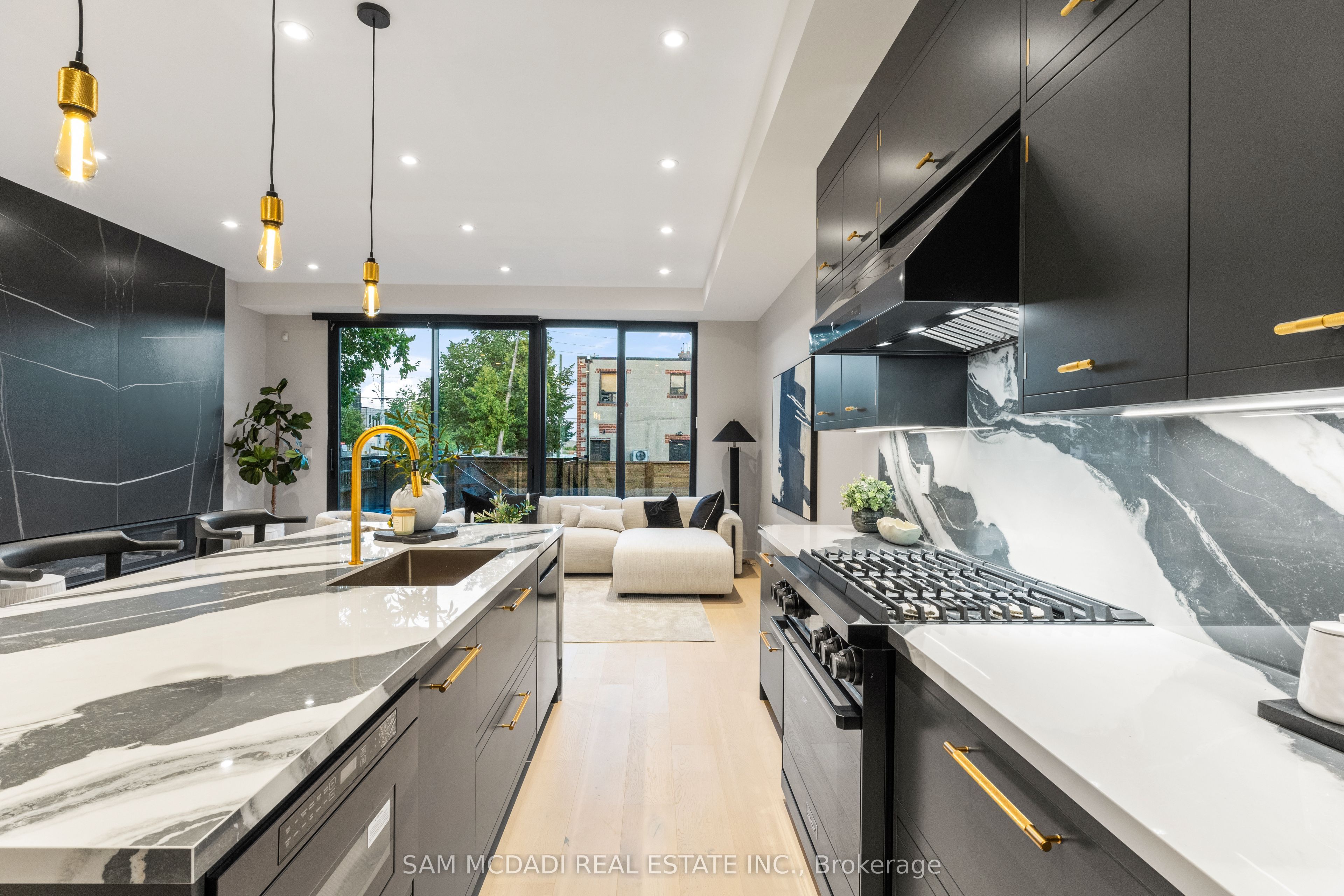 Additional image 5 of 1090 Ella Avenue, Mississauga, ON, L5E 1H5