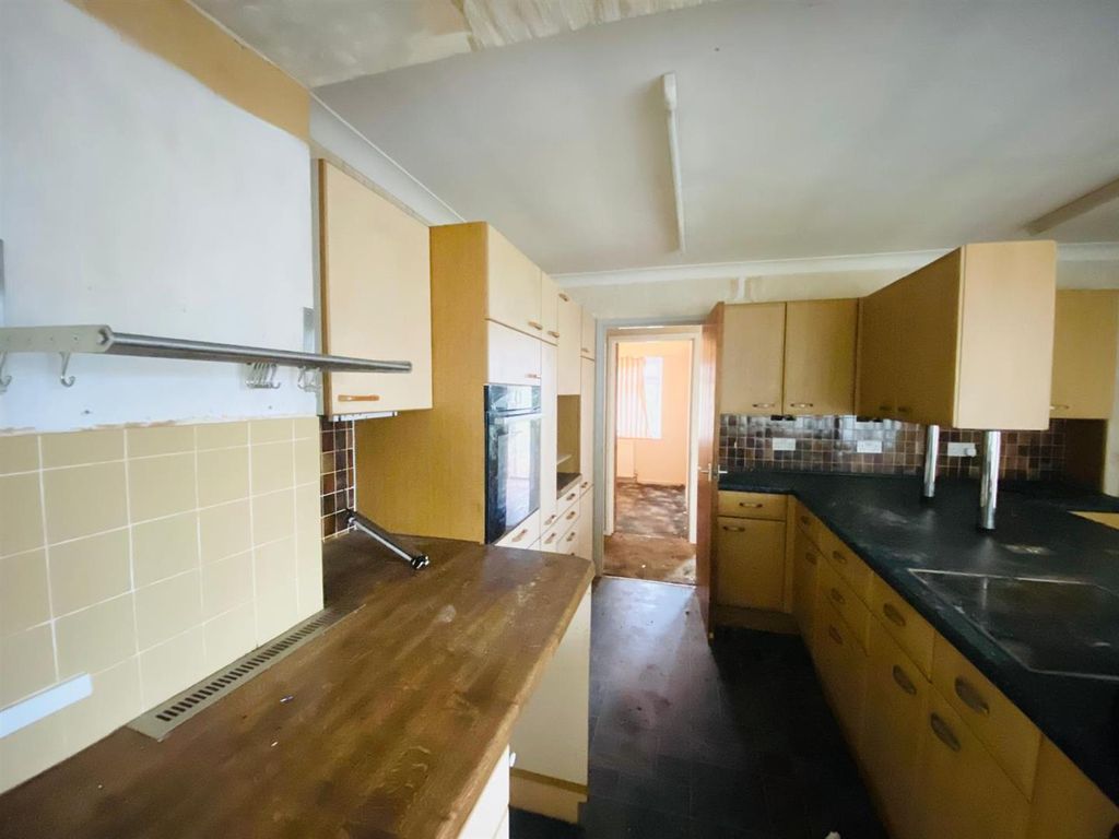 Additional image 7 of 3 bed detached bungalow for saleKingsley Close, Ashton-Under-Lyne OL6