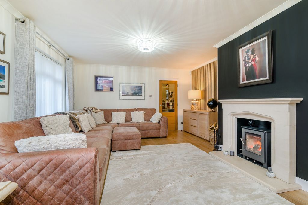 Additional image 4 of 5 bed detached house for salePentwyn Park, Penallt, Monmouth, Monmouthshire NP25