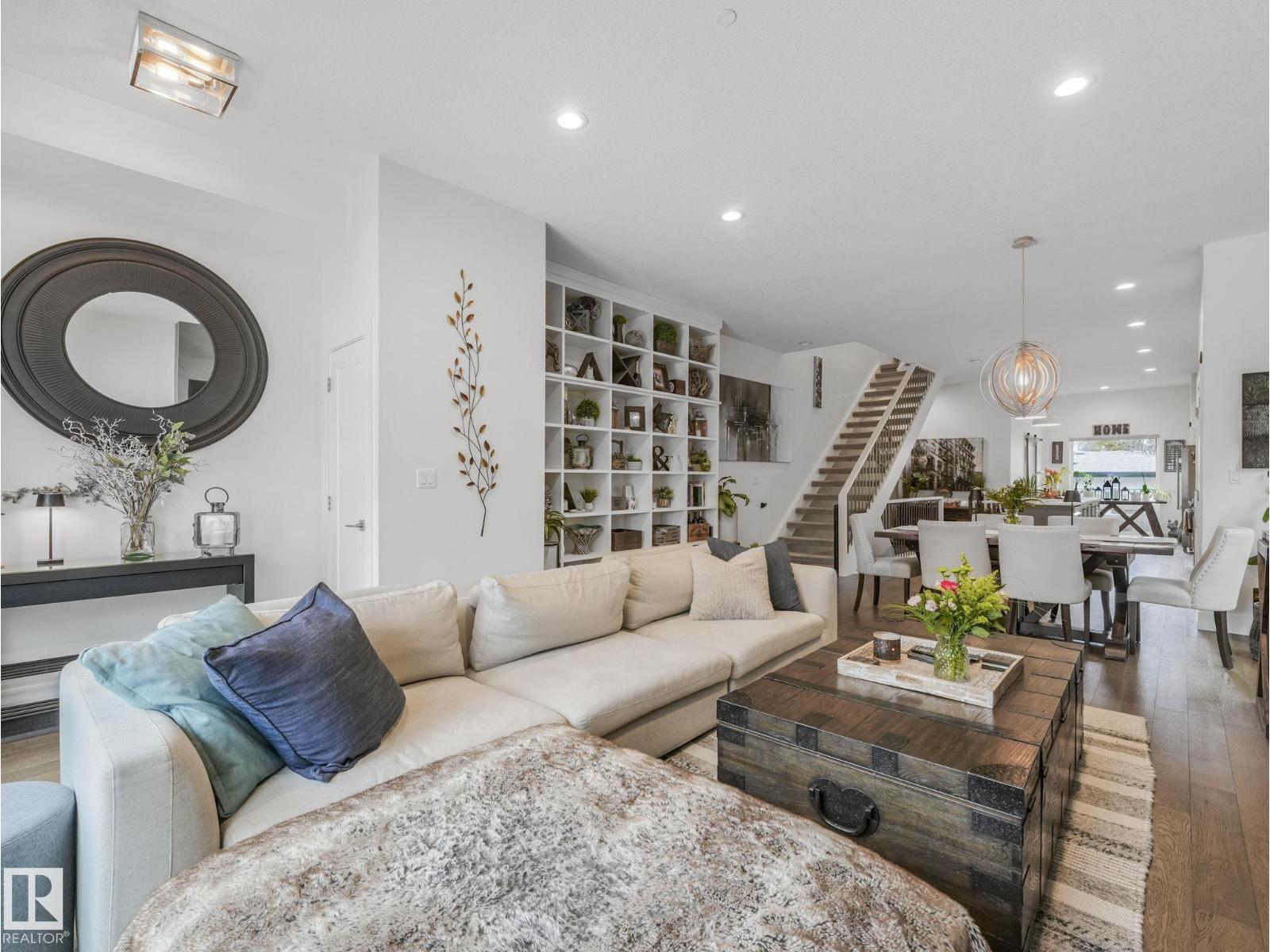 Additional image 3 of 6720 105a Street NW, Edmonton, AB, T6H2R2