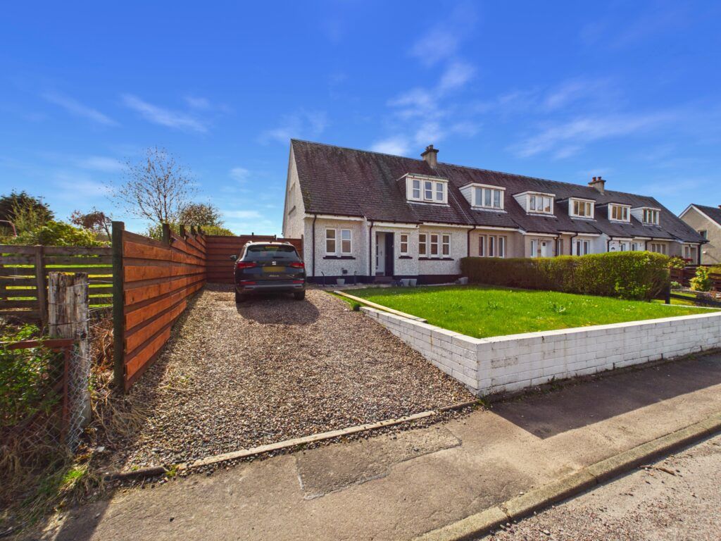 3 bed end terrace house for sale12 Glenview, Dalmally, Argyll PA33