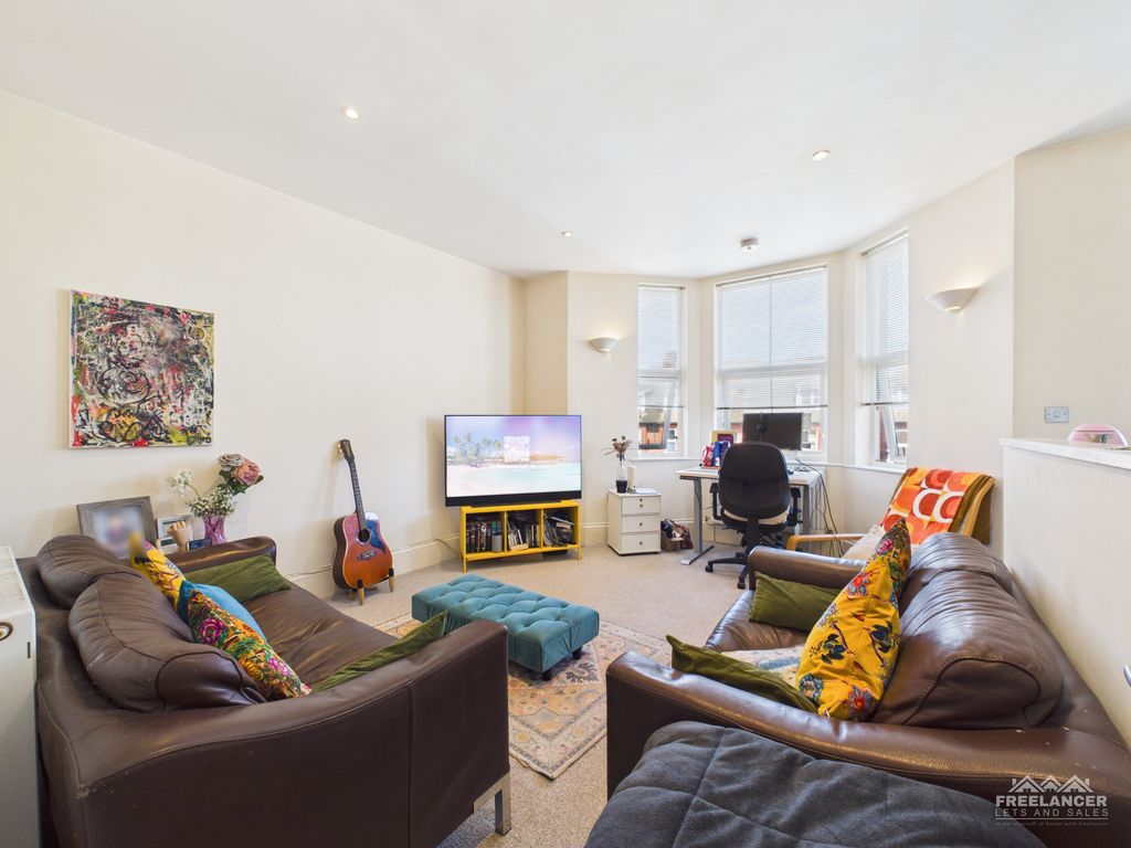 Additional image 2 of 2 bed flat for saleOmbersley Road, Newport NP20