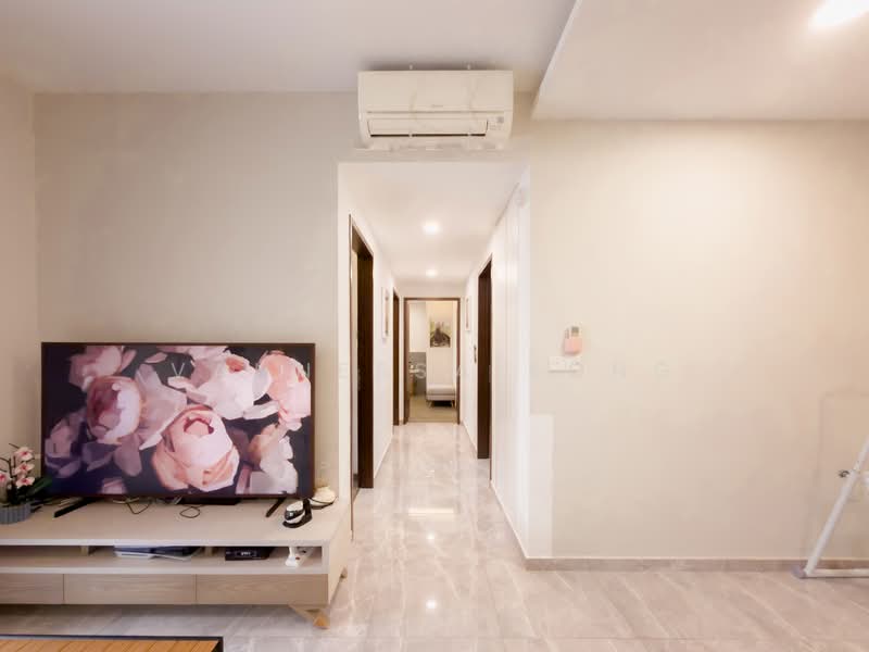 160 Canberra Drive photo 3