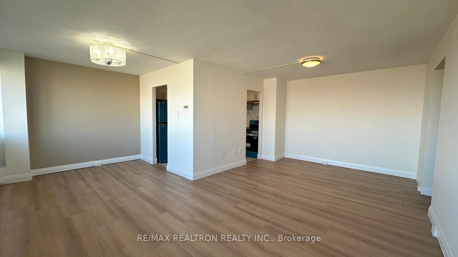 Additional image 5 of 2101-10 Sunny Glenway, Toronto, ON, M3C 2Z3