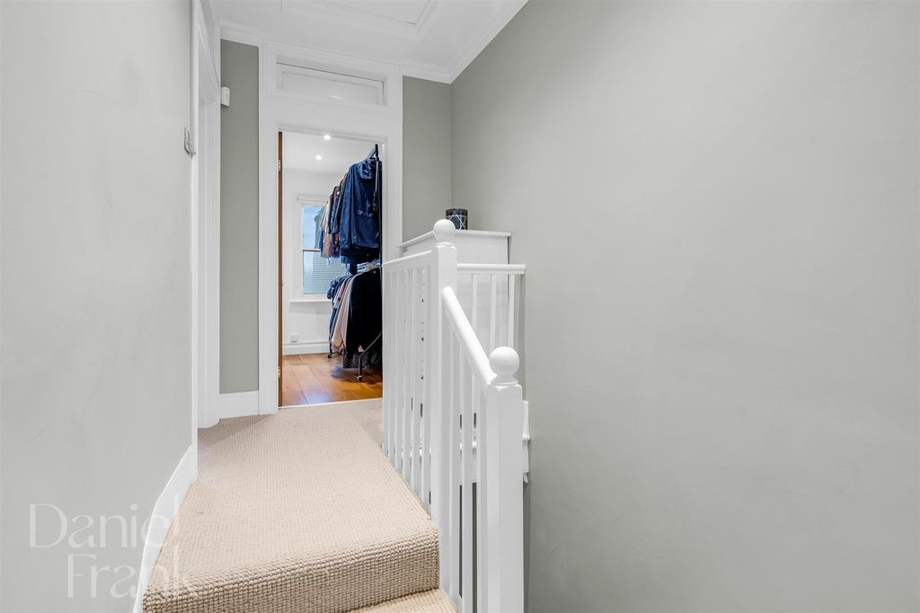 Additional image 23 of 4 bed semi-detached house for saleQueens Road, Buckhurst Hill IG9