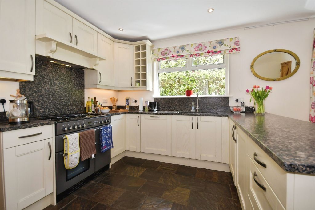 Additional image 10 of 4 bed detached house for saleBaslow Road, Bakewell DE45