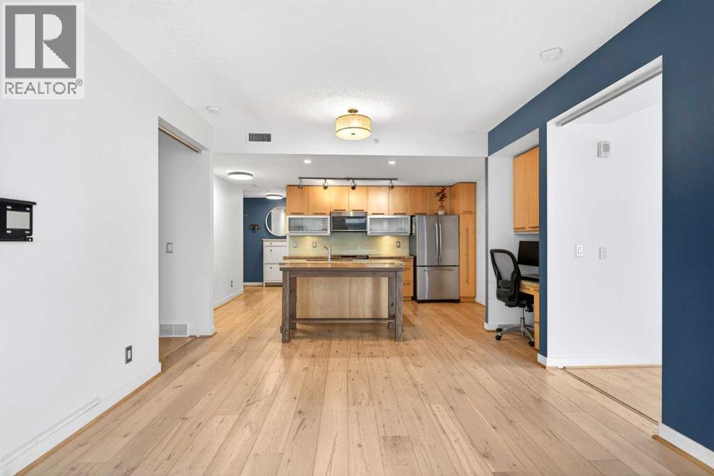 Additional image 2 of 215 13 Avenue Southwest, Calgary, AB, T2R0V6