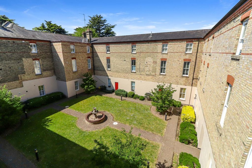 Additional image 7 of 1 bed flat for saleMallard Road, Abbots Langley WD5