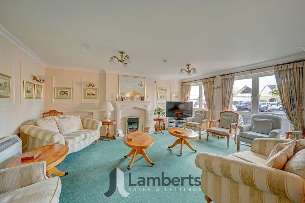 Additional image 12 of 2 bed flat for saleNew Road, Studley B80