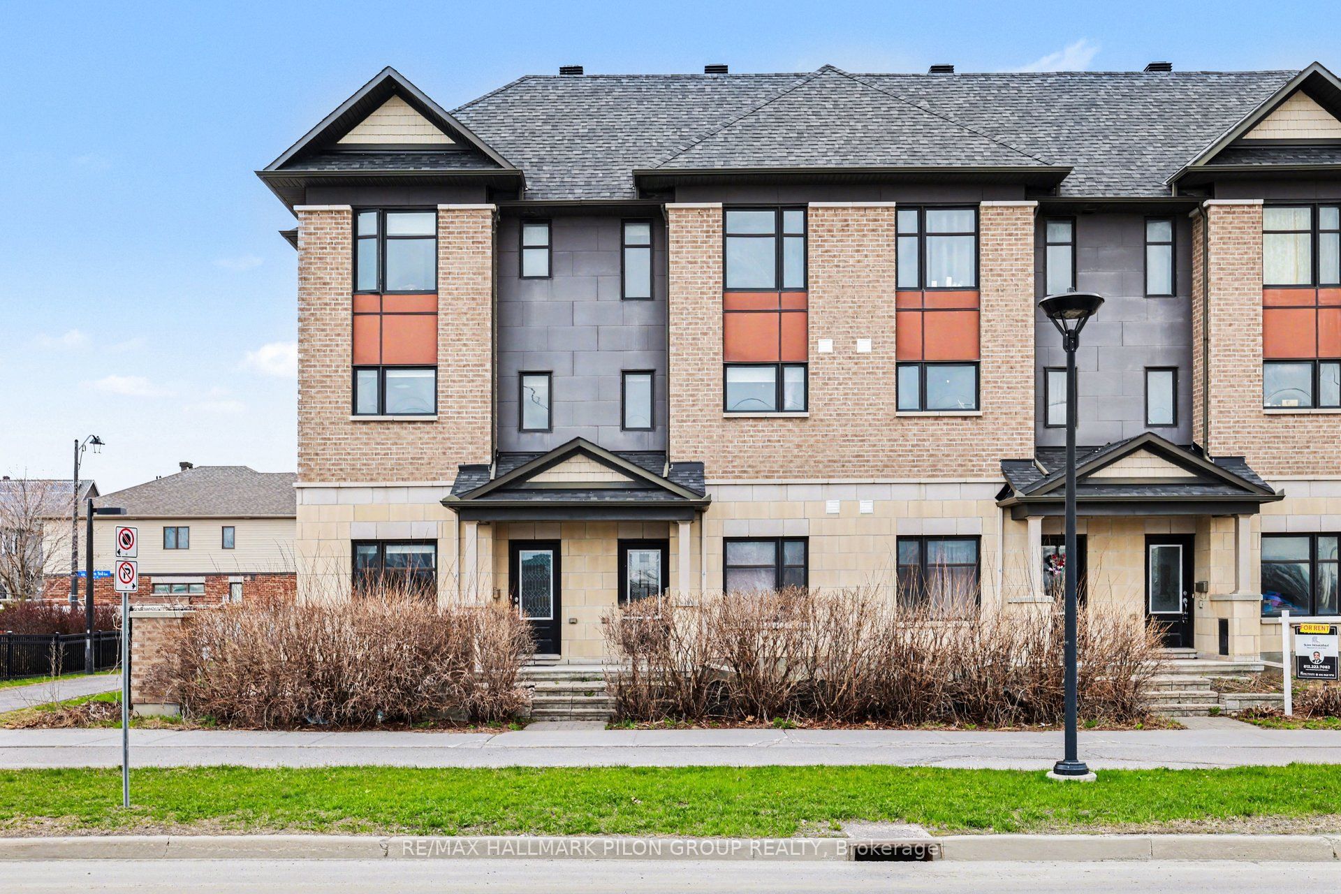 Additional image 2 of 528 Silvertip Lane, Ottawa, ON, K2T 0H7