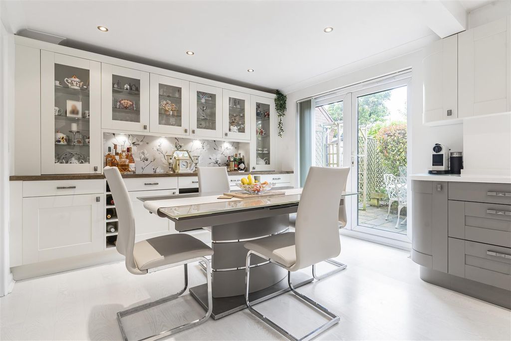 Additional image 42 of 4 bed detached house for saleOxlip Leyes, Bicester OX26