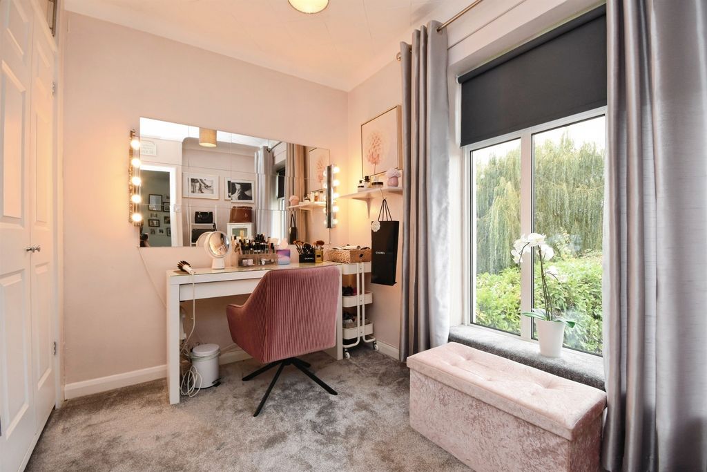 Additional image 21 of 4 bed detached house for saleNoak Hill Road, Billericay CM12