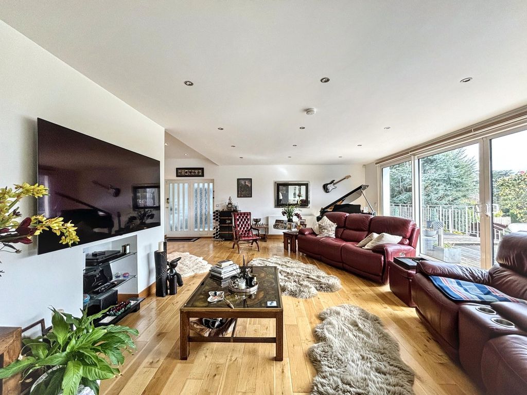 Additional image 5 of 4 bed detached house for salePopps Lane, Bexhill-On-Sea TN39
