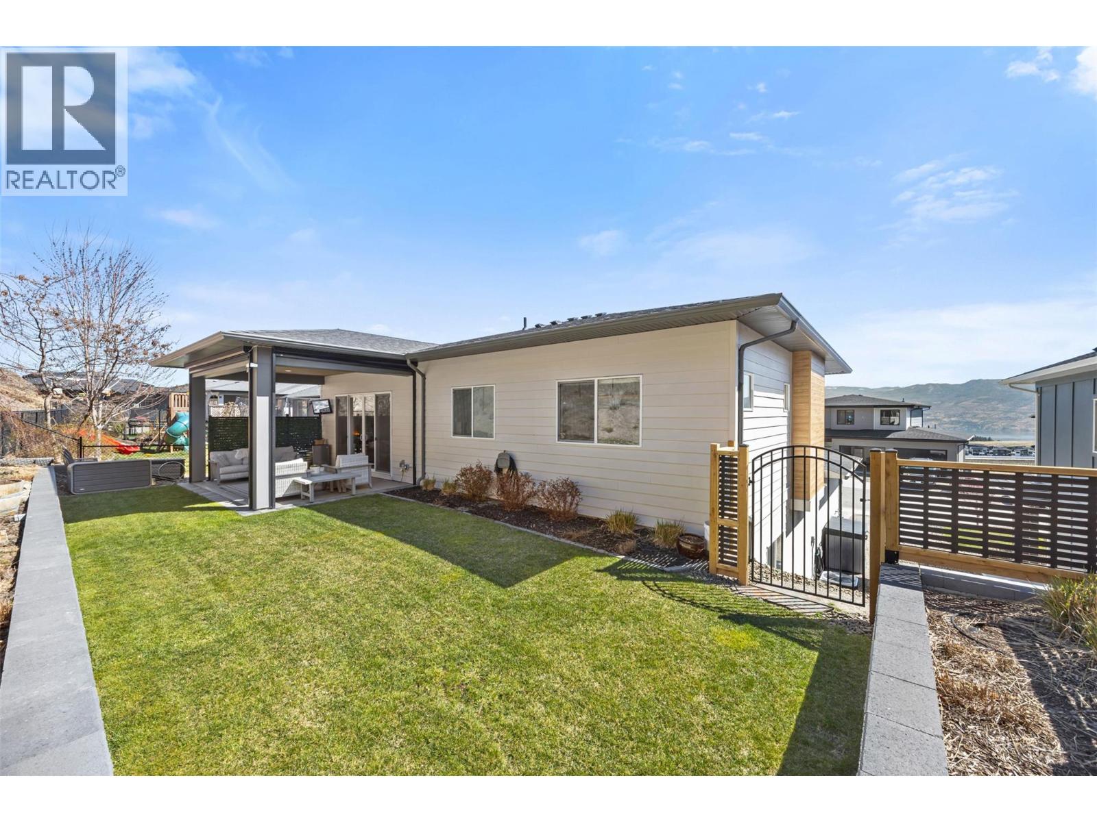 Additional image 2 of 2598 Crown Crest Drive, West Kelowna, BC, V4T3N3