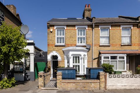 Godwin Road, Forest Gate E7