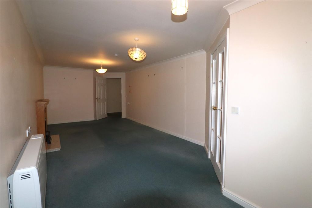 Additional image 6 of 2 bed flat for sale8 Royal Ness Court, Ness Walk, Inverness IV3