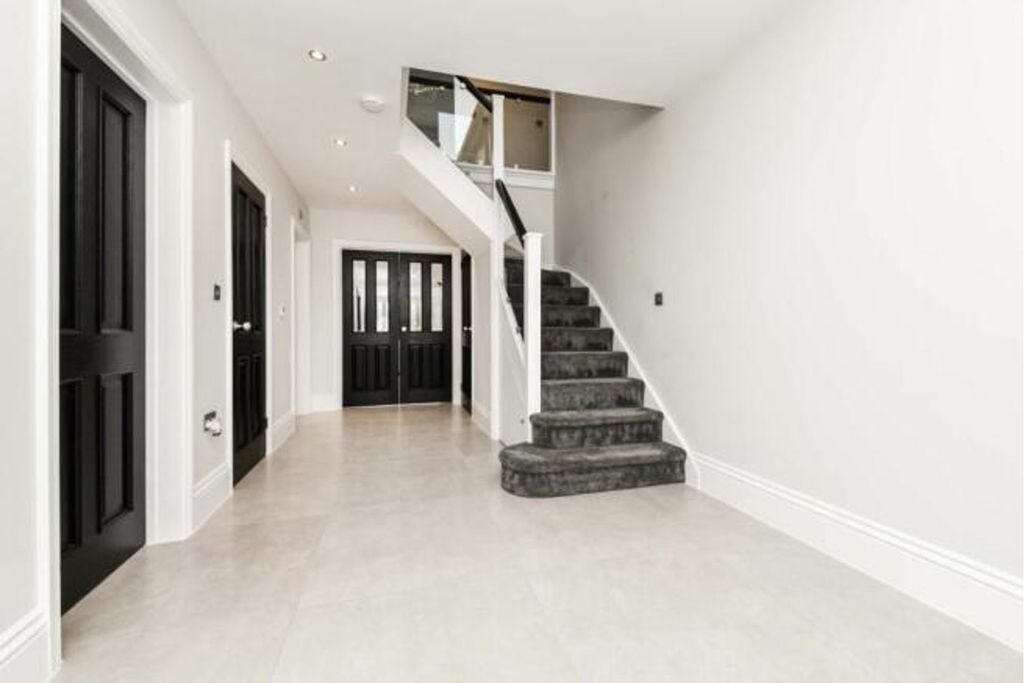 Additional image 4 of 4 bed detached house for saleThynne Road, Billericay CM11