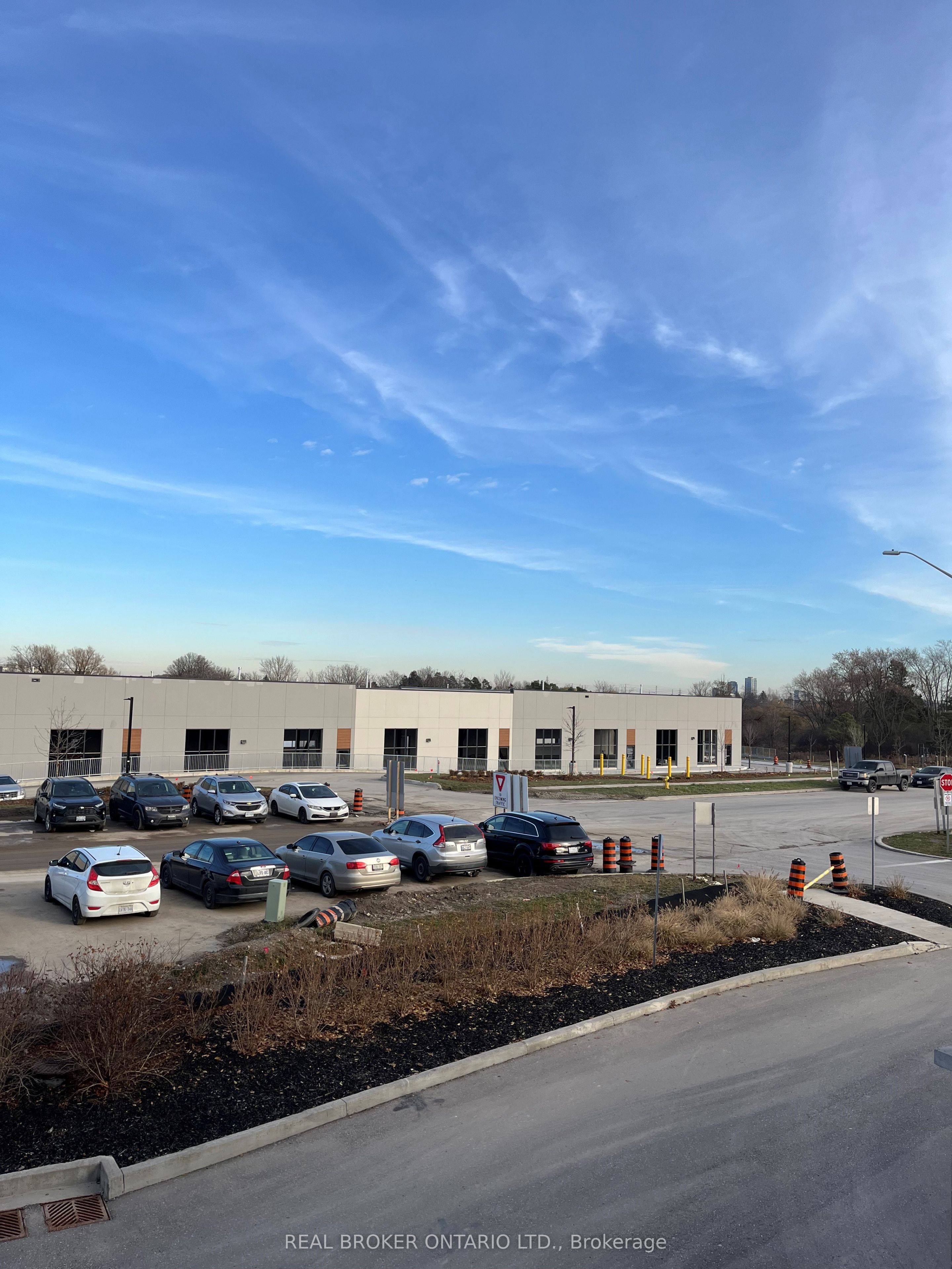 Additional image 3 of Units 4 to 7-195 Cachet Woods Court, Markham, ON, L6C 0Z8