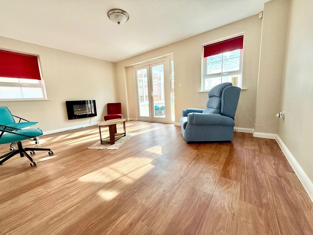 Additional image 11 of 4 bed detached house for saleJohn Jobbins Way, Penygarn, Pontypool NP4