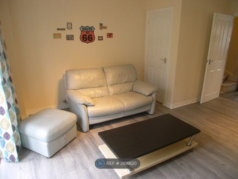 Elm Walk, Coventry CV4