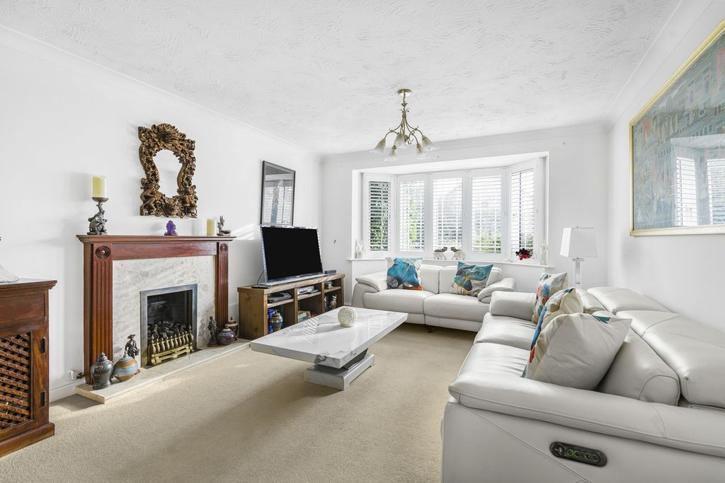 Additional image 8 of 5 bed detached house for salePeregrine Way, Bicester OX26