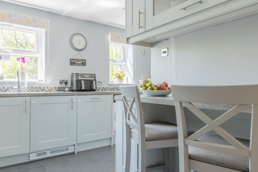 Additional image 9 of 4 bed semi-detached house for saleStow Park Drive, Newport NP20