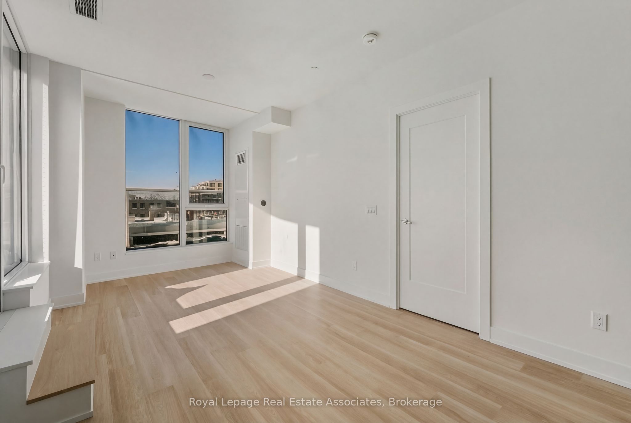 Additional image 5 of 512-25 Cordova Avenue, Toronto, ON, M9A 0E5
