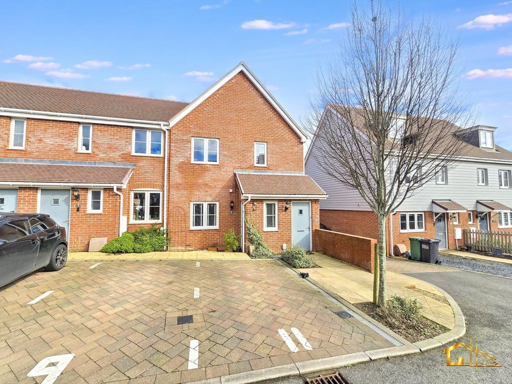 1 bed flat for salePreston Hall Close, Bexhill-On-Sea TN39