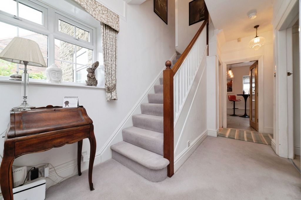 Additional image 8 of 4 bed detached house for saleChurch Road, Beverley HU17
