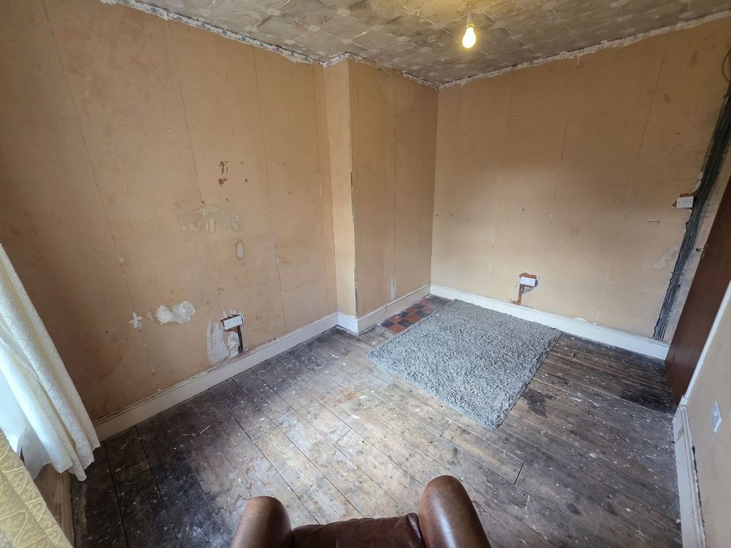 Additional image 14 of 2 bed terraced house for saleOxford Street, Abergavenny NP7