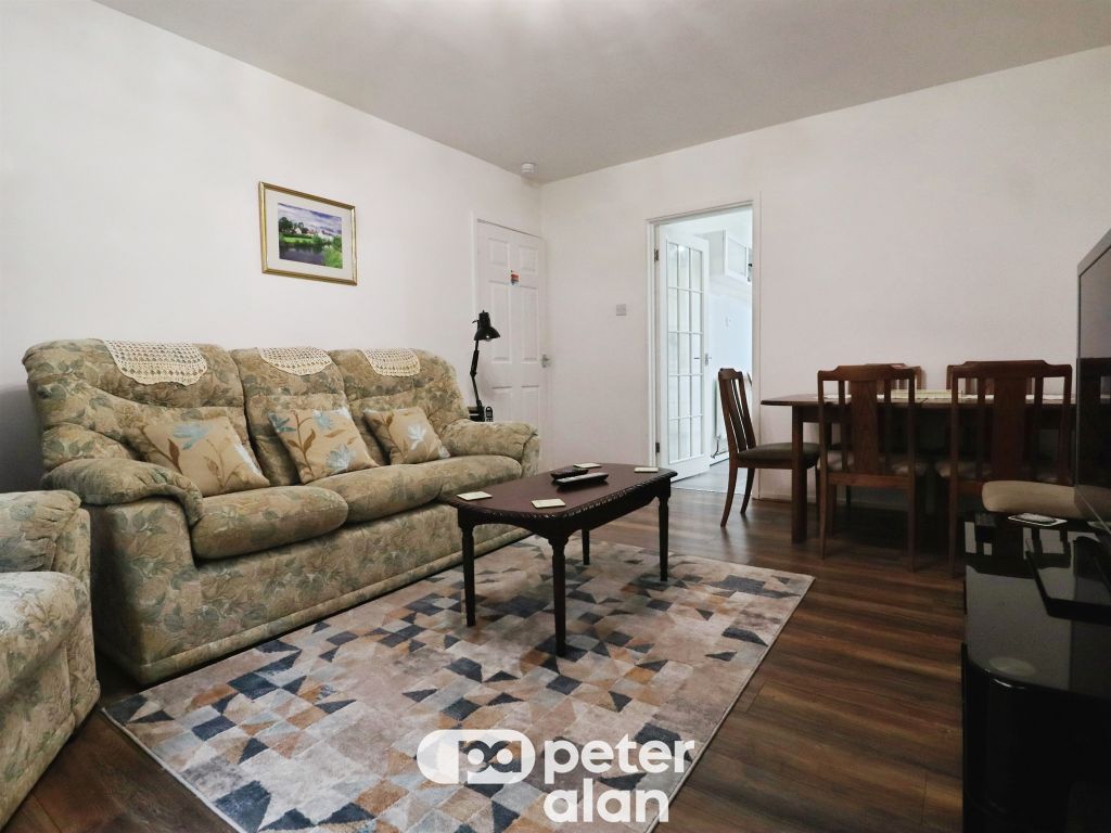 Additional image 3 of 2 bed maisonette for salePark Lane, Whitchurch, Cardiff CF14